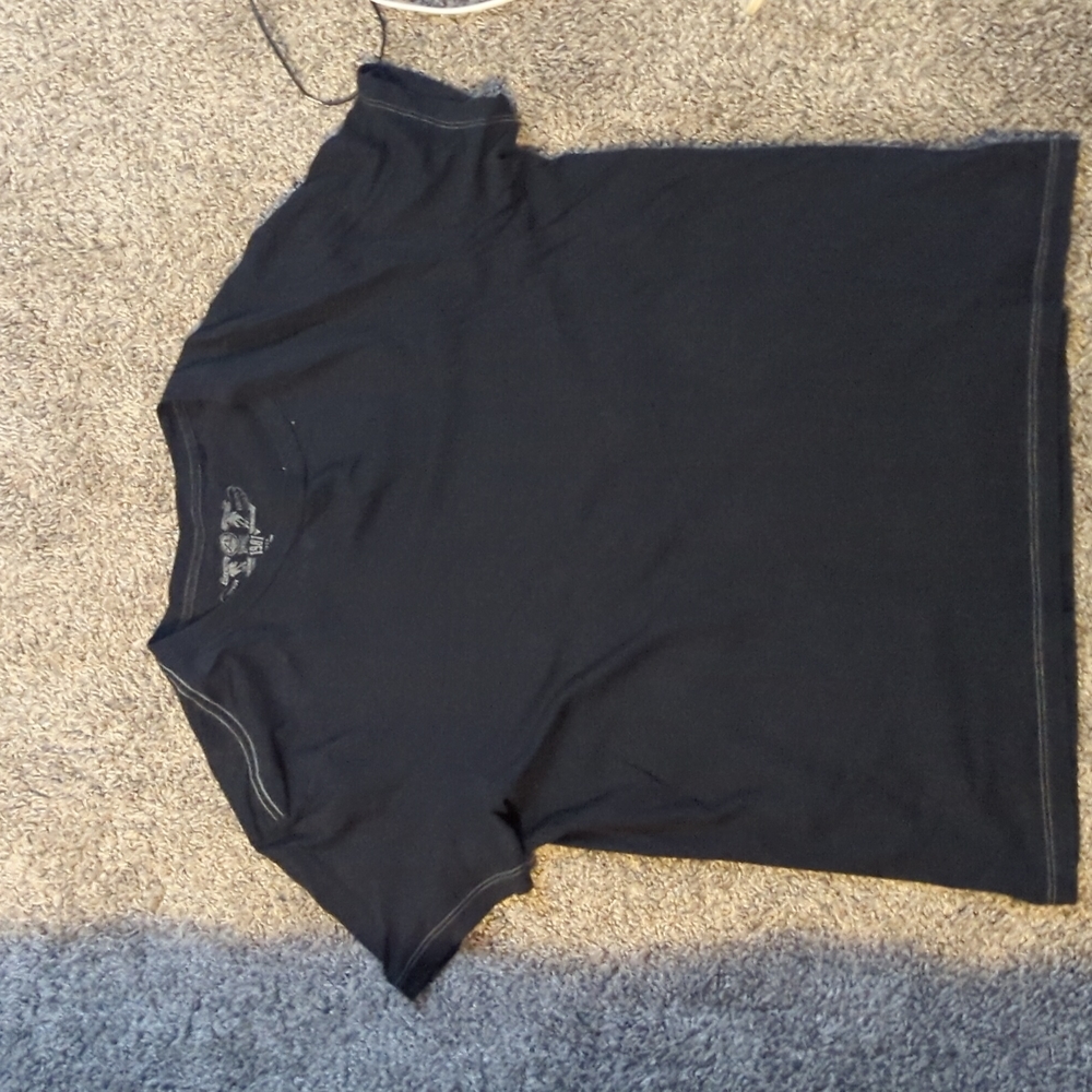 Men's Guess T-shirt Size XL Black